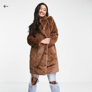 Hollister faux fur teddy coat 🐻